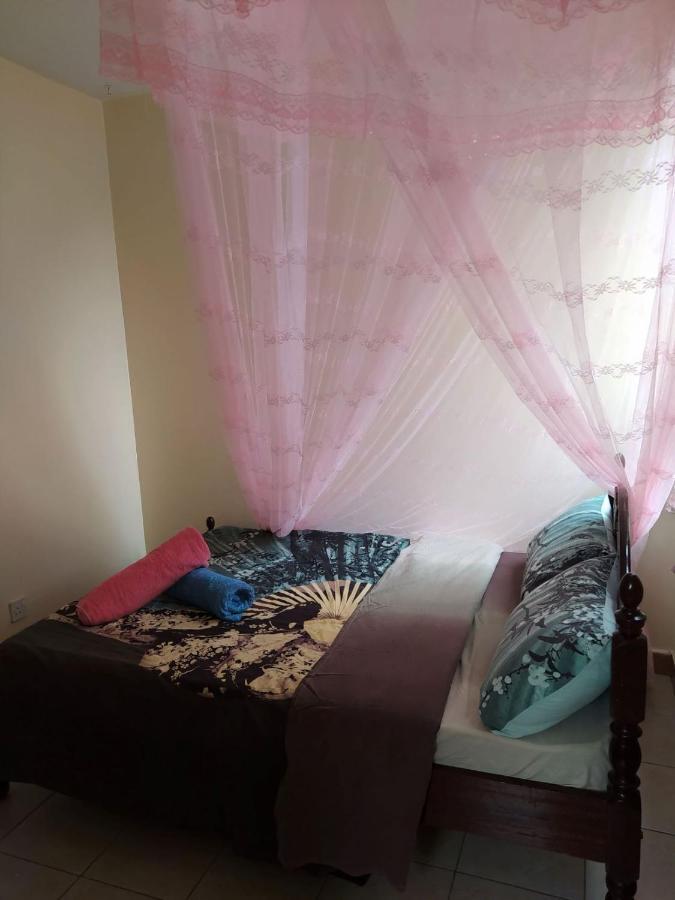 Mdawida Homestay Nairobi Bagian luar foto