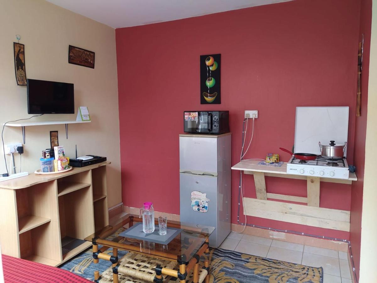 Mdawida Homestay Nairobi Bagian luar foto