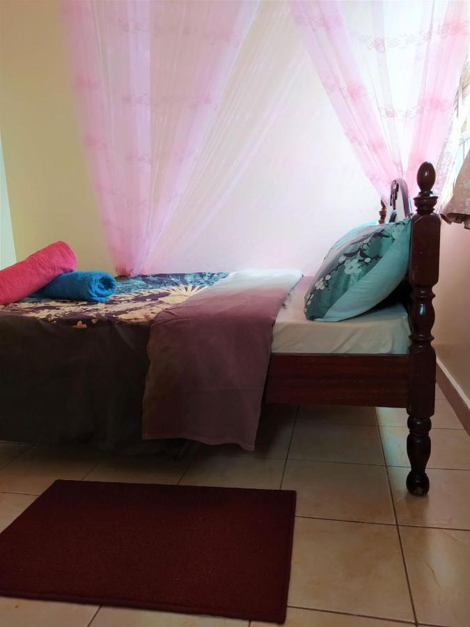 Mdawida Homestay Nairobi Bagian luar foto