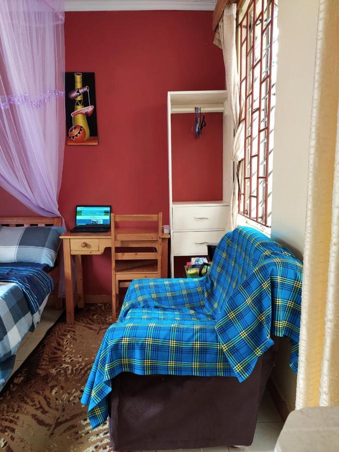 Mdawida Homestay Nairobi Bagian luar foto
