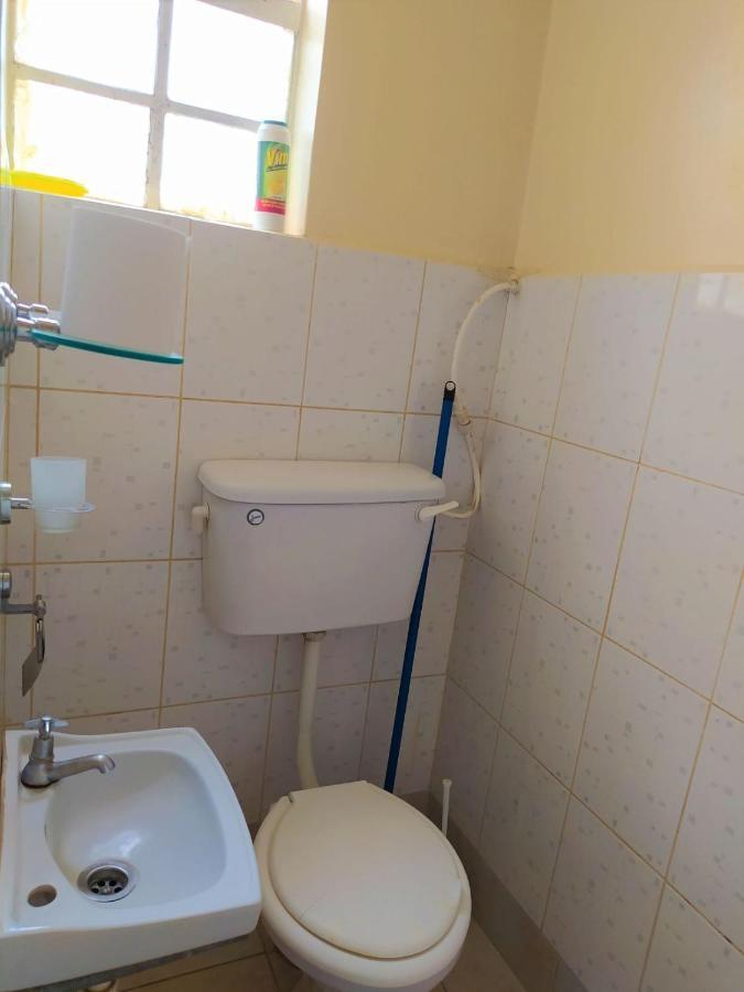 Mdawida Homestay Nairobi Bagian luar foto