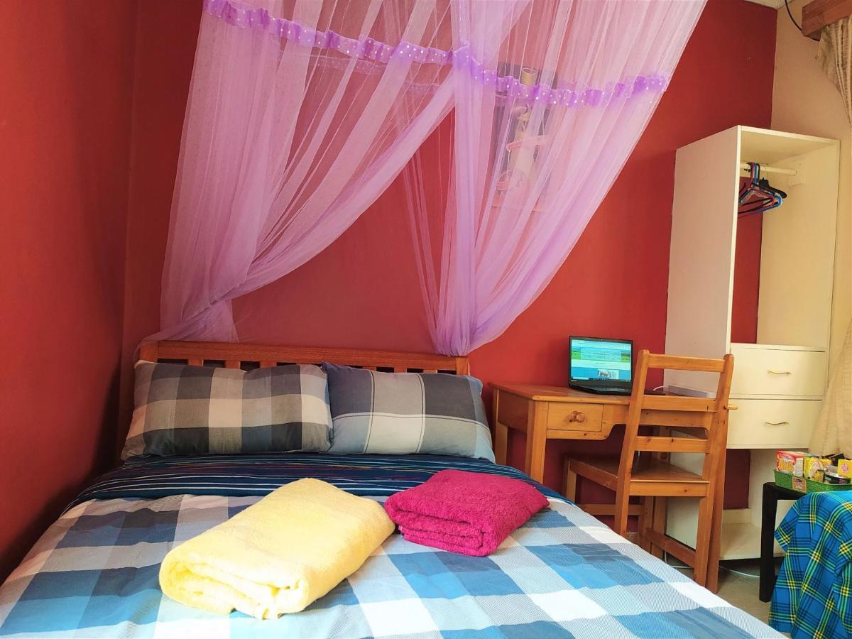 Mdawida Homestay Nairobi Bagian luar foto