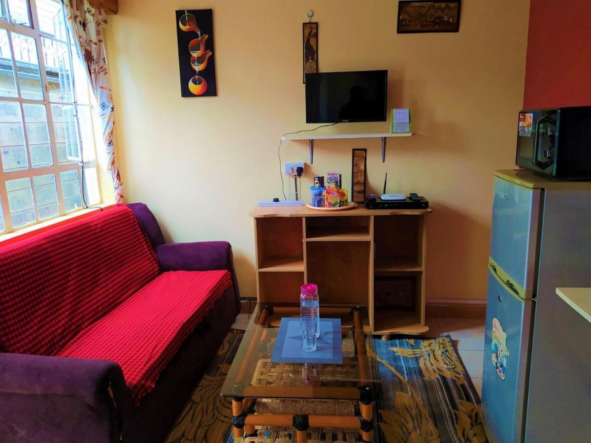 Mdawida Homestay Nairobi Bagian luar foto